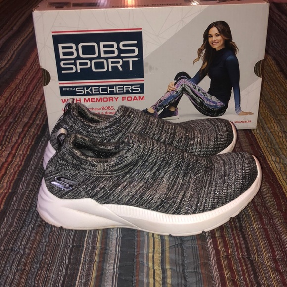 Skechers - Picture 1 of 5